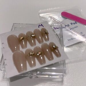 Brand New Hand Made Press on Nails # 36